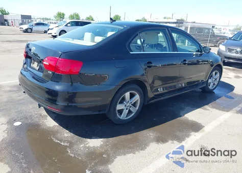 2014 Volkswagen Jetta 2.0L Tdi from USA, damaged, VIN 3VWLL7AJ2EM285077